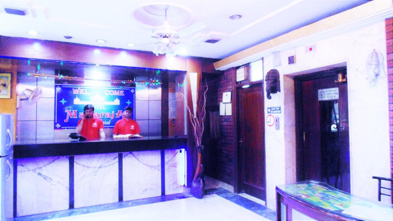君主陆地酒店 德里 外观 照片
